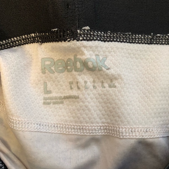 Boy’s Reebok base layer pants leggings size large. - Picture 4 of 7